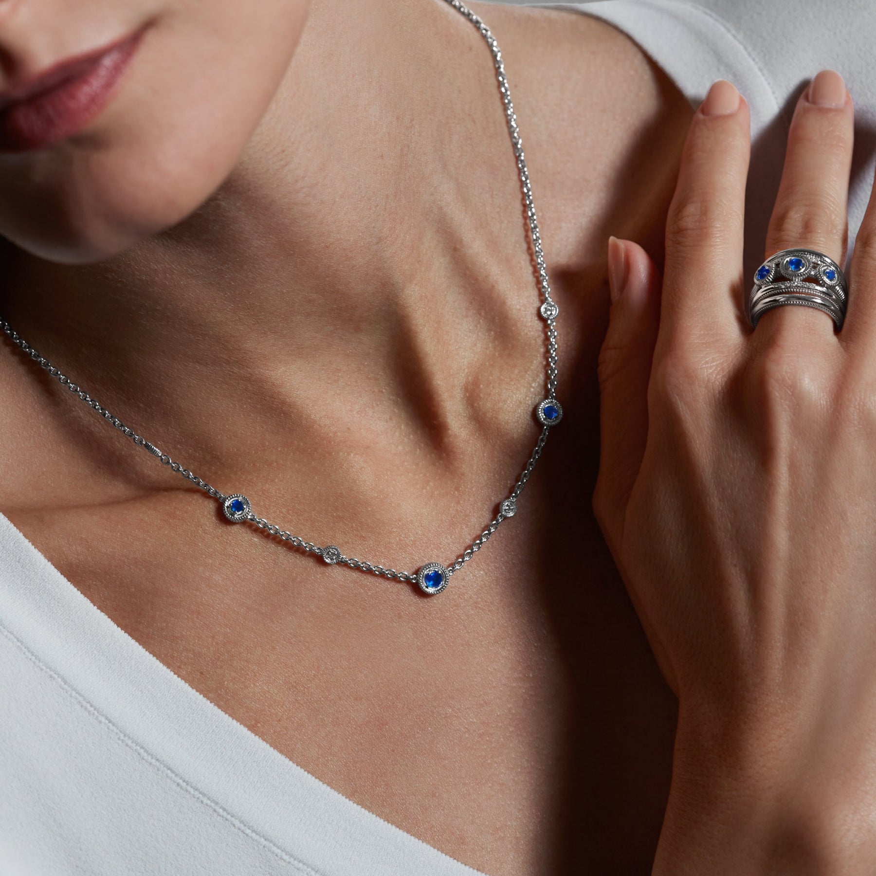 Max Station Necklace with Sapphire and Diamonds
