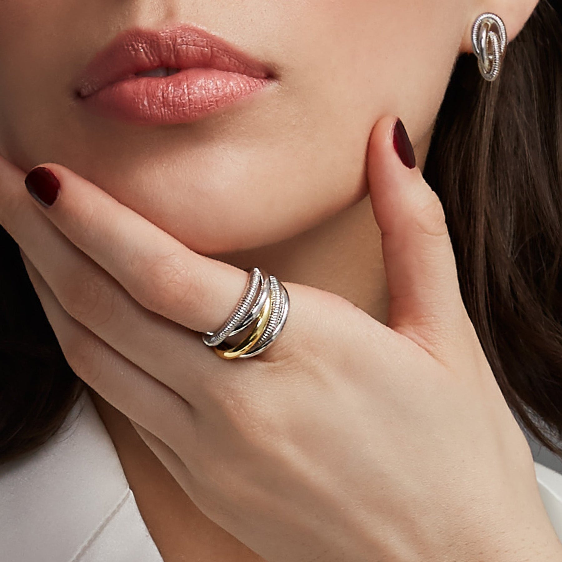 Eternity Five Band Highway Ring with 18K Gold