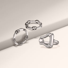 Vienna Stirrup Ring with Diamonds
