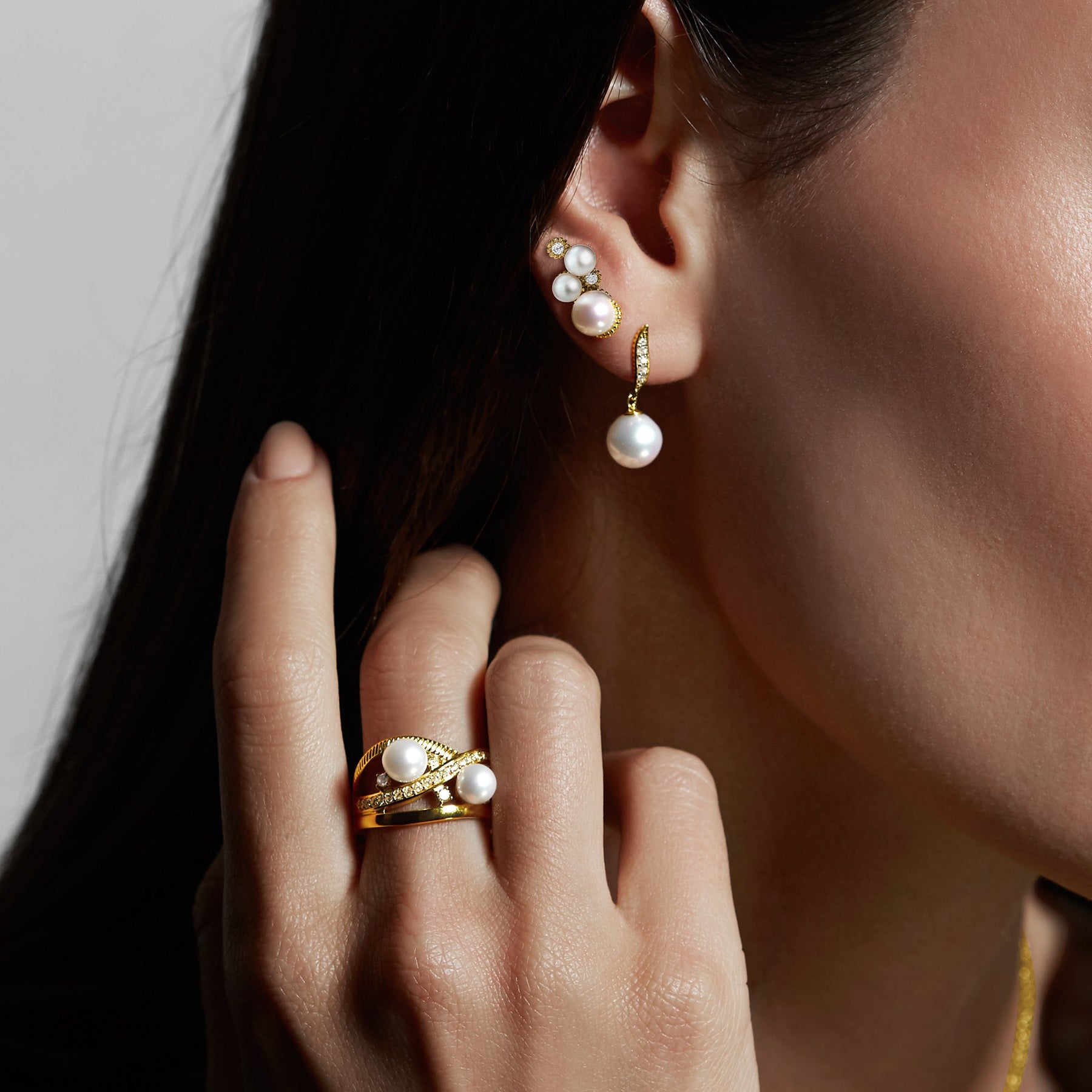 Shima Band Ring with Freshwater Pearls and Diamonds in 18K